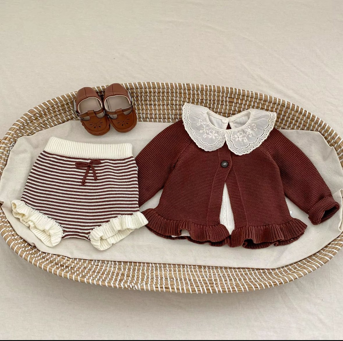 Knitted spring/autumn short