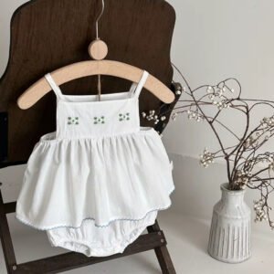 Embroidery short set